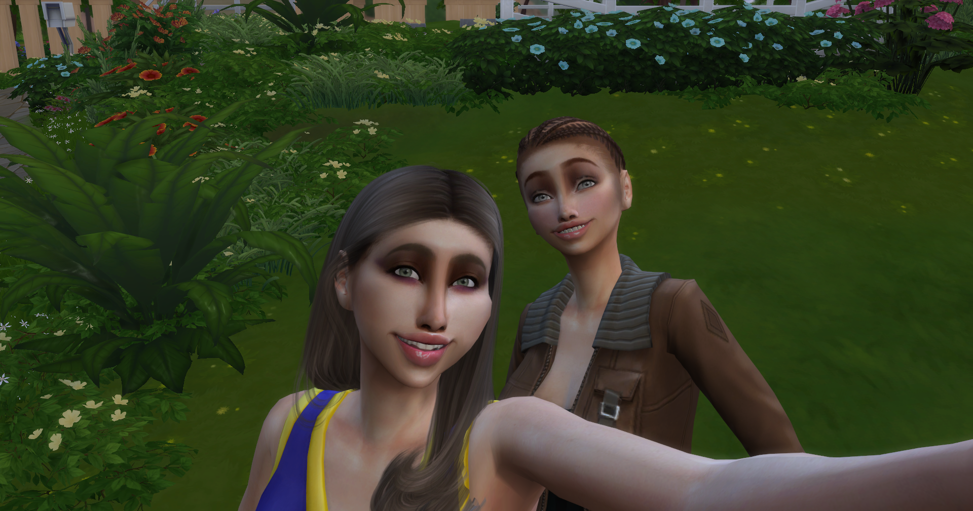 Sisters Fletcher: Alex, Larisa, Catherine