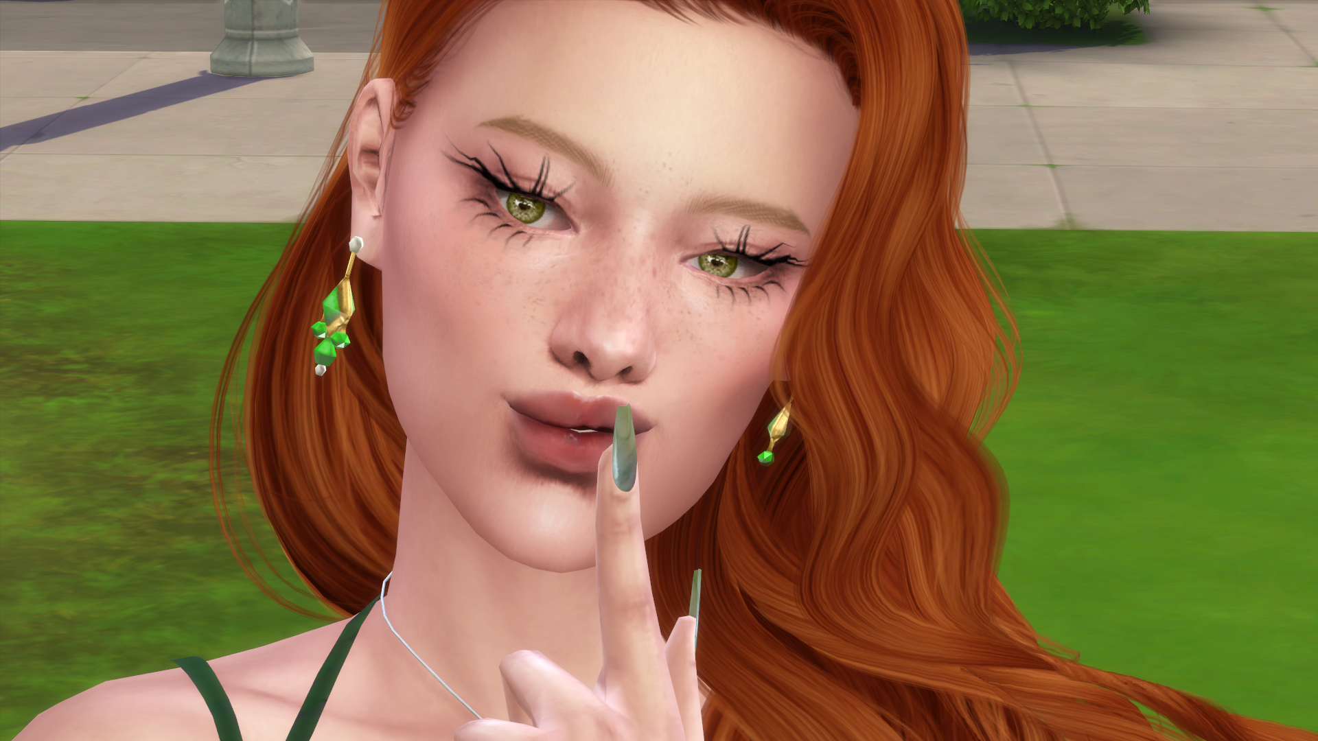 Suzanne Sim Download