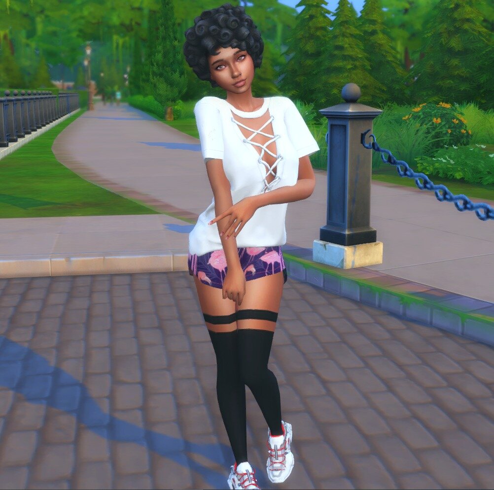 ✨Corina sims✨