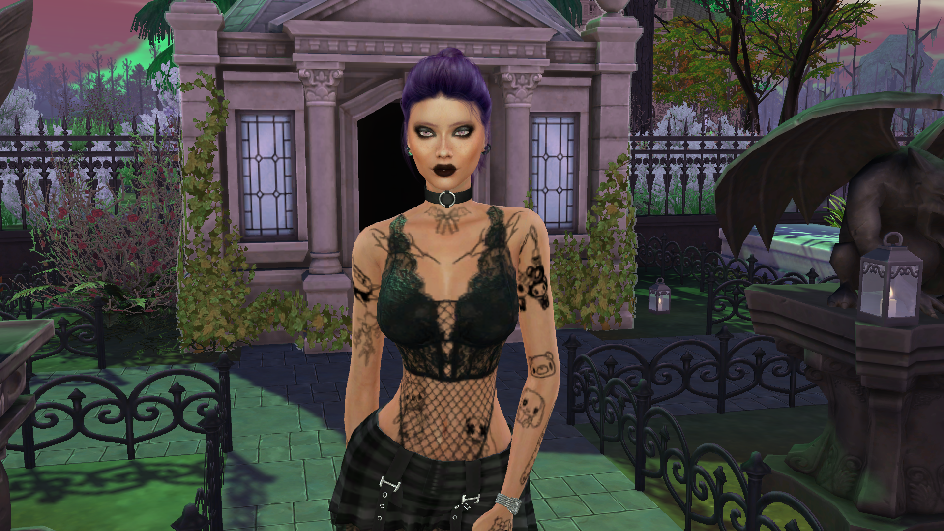 violet BAINE