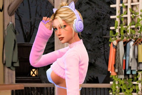 More information about "Streamer Layla"