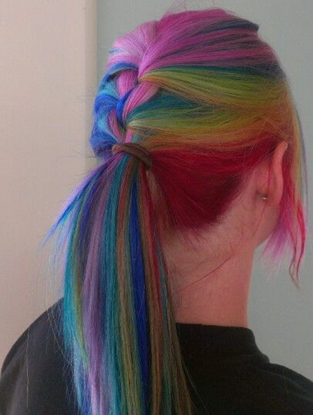 Rainbow-Hair-Ponytail.jpg.cafa7f8c8060826079c25089a0a148a3.jpg