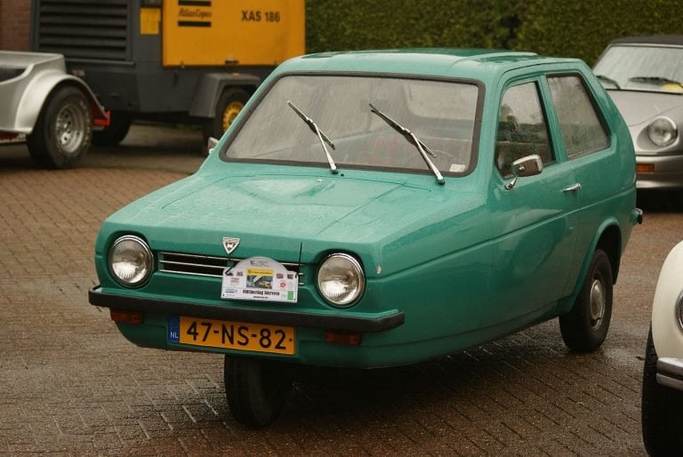 Most-Ugly-Cars-in-The-World-reliantt-Robin-768x514.jpg.42424948c8e17cb65729bef2f678f532.jpg