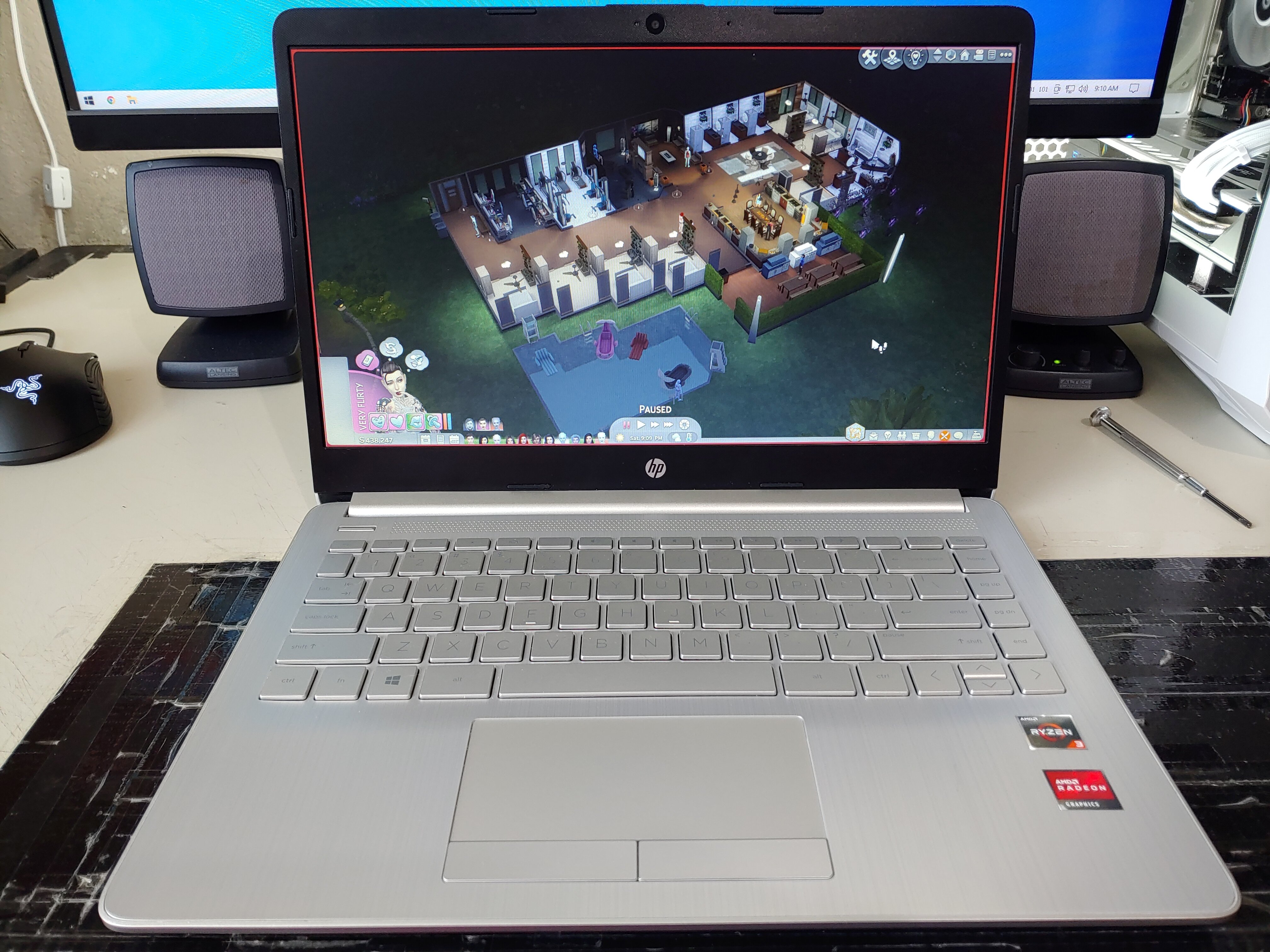 Whats a Good Laptop For Modded Sim 4 Family? The Sims 4 General